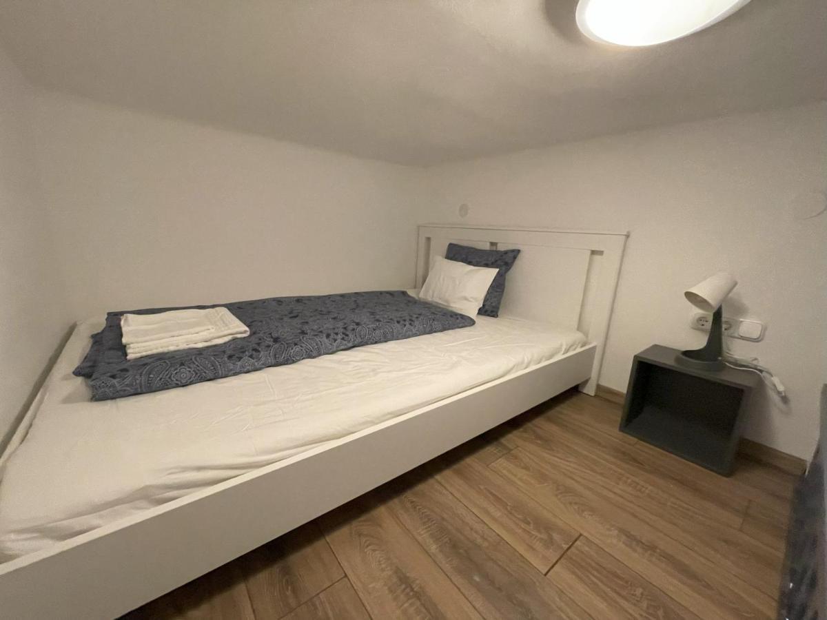 Mano Guesthouse บูดาเปสต์ ภายนอก รูปภาพ